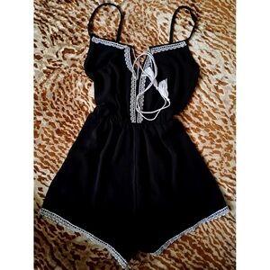 Zuiki lace romper